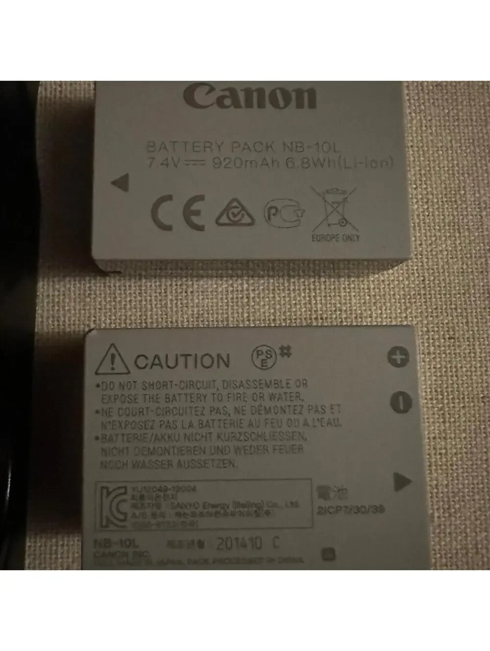 Canon Camera CB-2LC Battery Charger  with 2 NB-10L batteries - NWOT